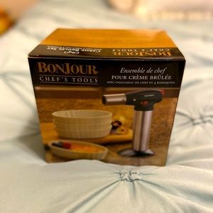 BRAND NEW Creme Brulee Set